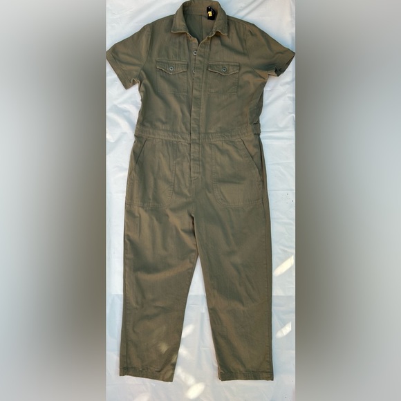 Thursdays Utility Jumpsuit olive color short sleeve romper - Picture 4 of 15